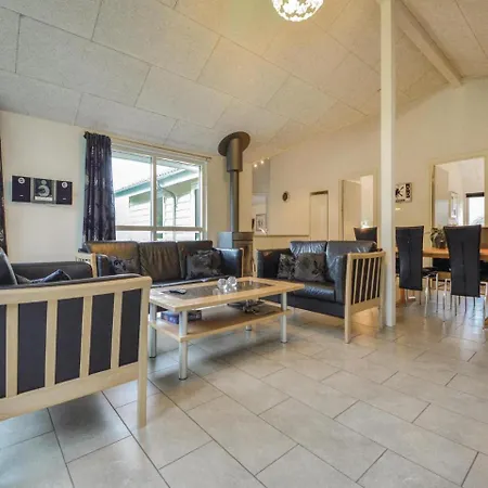 Tatil Evi Five-bedroom Holiday In *
