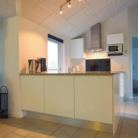 Holiday home Five-bedroom Holiday In
