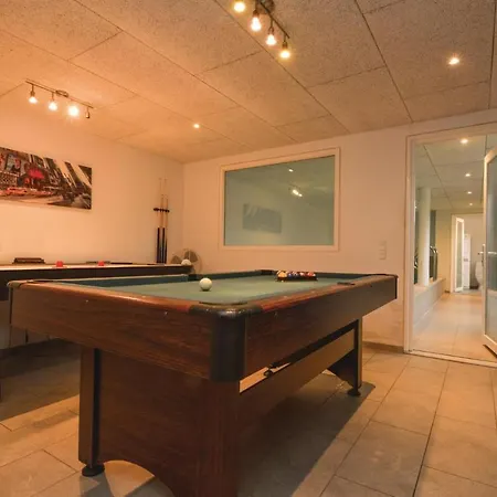 Five-bedroom Holiday In Tatil Evi *